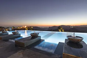 The infinity swimming pool and fountains of thei Anantara al Jabal al Akhdar resort The infinity swimming pool and fountains of thei Anantara al Jabal al Akhdar resort
