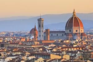 Images Dated 27th July 2013: Italy, Italia. Tuscany, Toscana. Firenze district. Florence, Firenze. Duomo Santa Maria del Fiore