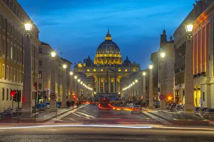 Italy, Lazio, Rome, The Vatican, St Peters Basilica Italy, Lazio, Rome, The Vatican, St Peters Basilica