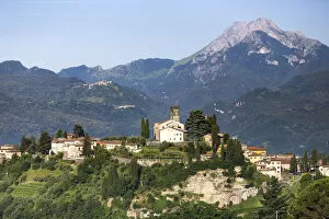 Barga Gallery: Italy, Serchio Valley, View of Barga