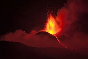 Images Dated 11th April 2013: Italy, Sicily, Mt. Etna, Strombolian activity at the Southeast Crater, a small lava