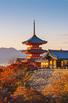 sanjunoto-pagoda-kiyomizu-dera