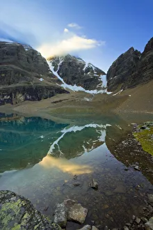 Lake Oesa & Yukness Mountain, Yoho National Park, British Columbia, Canada Lake Oesa & Yukness Mountain, Yoho National Park, British Columbia, Canada