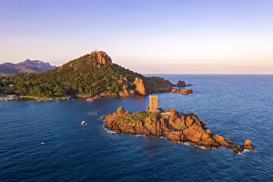 Le Dramont Beach and Isle d Or Island, Saint Raphael, Var Le Dramont Beach and Isle d Or Island, Saint Raphael, Var