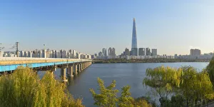 Lotte World Tower and Nam River, Seoul, South Korea Lotte World Tower and Nam River, Seoul, South Korea