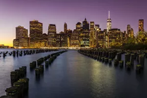 Images Dated 14th December 2015: Lower Manhattan skyline at dusk from Brooklyn Bridge Park, Brooklyn, New York, USA