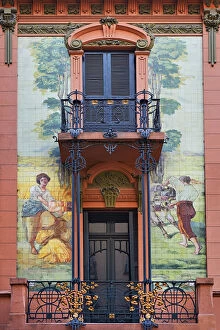 Tiles Gallery: The main facade of the 'Casa de los Azulejos'(Tiles House)