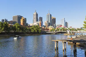 Melbourne skyline along Yarra River, Melbourne, Victoria, Australia Melbourne skyline along Yarra River, Melbourne, Victoria, Australia