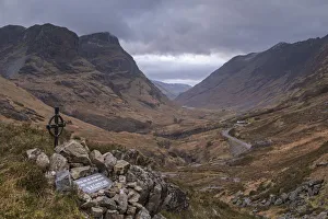 Memorial at the Study viewpoint in Glencoe, Scottish Highlands, Scotland. Winter Memorial at the Study viewpoint in Glencoe, Scottish Highlands, Scotland. Winter