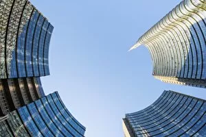 Images Dated 4th May 2016: Milan, Lombardy, Italy. Upward view of the skyscrapers of the Porta Nuova business
