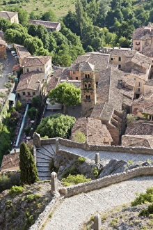 Moustiers Sainte Marie village , Provence Moustiers Sainte Marie village , Provence