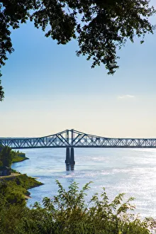 Natchez, Mississippi, Natchez-Vidalia Bridge, Two Twin Cantilever Bridges That Carry Natchez, Mississippi, Natchez-Vidalia Bridge, Two Twin Cantilever Bridges That Carry