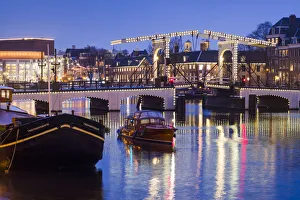 Netherlands, Amsterdam, Magere Brug, the Skinny Bridge, dusk Netherlands, Amsterdam, Magere Brug, the Skinny Bridge, dusk