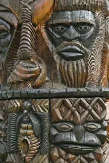 Images Dated 1st April 2008: New Caledonia, Grande Terre Island, Noumea, Polynesian Carving detail on the MWA KA