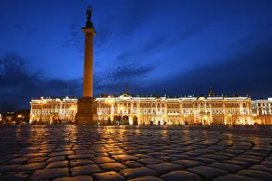 Night view of Winter Palace , Saint Petersburg, Russia Night view of Winter Palace , Saint Petersburg, Russia