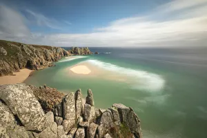Pedn Vounder Beach and Logan Rock, Porthcurno, Cornwall, England, UK Pedn Vounder Beach and Logan Rock, Porthcurno, Cornwall, England, UK