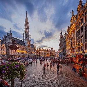 Brussels Gallery: People walking in the Grand Place in Brussels with the Town Hall in the background at