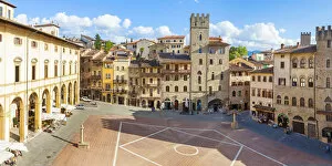 Images Dated 25th September 2012: Piazza Grande, Arezzo, Val di Chiana, Arezzo district, Tuscany, Italy