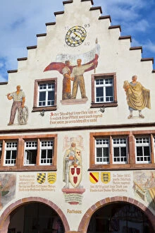 Images Dated 13th November 2014: The Picturesque Rathaus (Town Hall) in Shiltachs Medieval Altstad (Old Town)