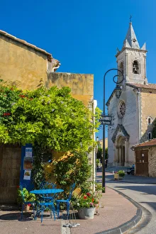 Picturesque view of a typical village of Provence, France Picturesque view of a typical village of Provence, France