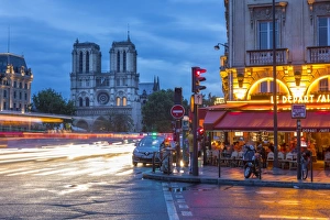 Place St. Michel & Notre Dame cathedral, Rive Gauche, Paris, France Place St. Michel & Notre Dame cathedral, Rive Gauche, Paris, France