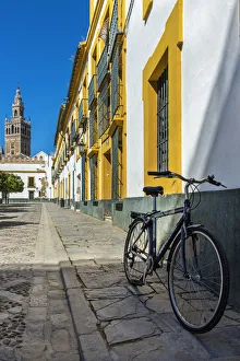 Plaza del Pato de Banderas with Giralda bell tower in the background, Seville, Andalusia Plaza del Pato de Banderas with Giralda bell tower in the background, Seville, Andalusia
