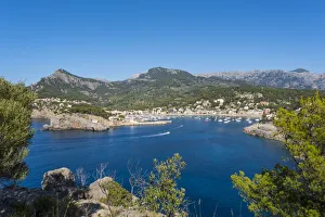 Port de Soller, Serra de Tramuntana, Mallorca, Balearic Islands, Spain Port de Soller, Serra de Tramuntana, Mallorca, Balearic Islands, Spain