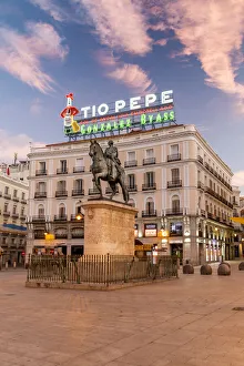 Puerta del Sol square at sunrise, Madrid, Community of Madrid, Spain Puerta del Sol square at sunrise, Madrid, Community of Madrid, Spain