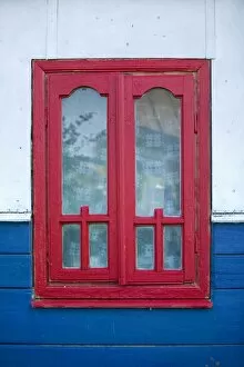 Images Dated 17th July 2004: Red window, Danube Delta, Romania