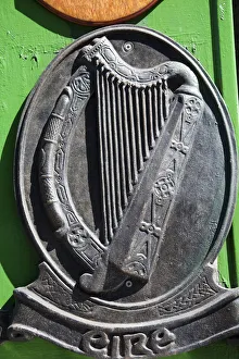 Republic of Ireland, Plaque depicting Irish Harp Republic of Ireland, Plaque depicting Irish Harp