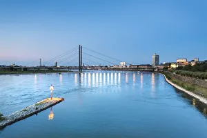 Rhine, Düsseldorf, North Rhine Westphalia, Germany Rhine, Düsseldorf, North Rhine Westphalia, Germany