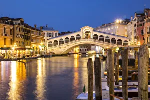 Rialto Bridge, Grand Canal, Venice, Veneto, Italy Rialto Bridge, Grand Canal, Venice, Veneto, Italy