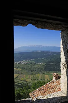 Roccacalascio, Monte Velino, Abruzze, Italy Roccacalascio, Monte Velino, Abruzze, Italy
