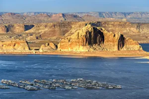 Rocky shore of Lake Powell and harbor for recreational boats from Wahweap Overlook, Page Rocky shore of Lake Powell and harbor for recreational boats from Wahweap Overlook, Page