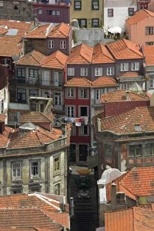 Images Dated 6th June 2006: Rooftops of Porto (Oporto), Portugal