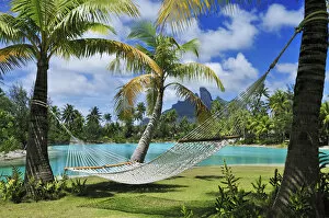 Images Dated 14th May 2014: Saint Regis Bora Bora Resort, Bora Bora, French Polynesia, South Seas PR