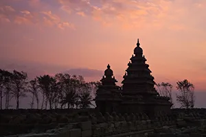 The Shore Temple (UNESCO World Heritage), Mamallapuram, Tamil Nadu, India The Shore Temple (UNESCO World Heritage), Mamallapuram, Tamil Nadu, India