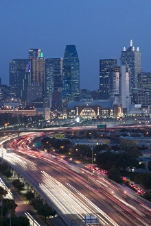 Skyline & Stemmons Freeway, Dallas, Texas, USA Skyline & Stemmons Freeway, Dallas, Texas, USA