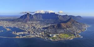 Cape Town Collection: South Africa, Western Cape, Cape Town, Aerial View of Cape Town and Table Mountain