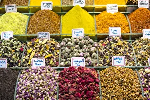 Spices and dried petals/flowers, Grand Bazaar, Istanbul, Turkey Spices and dried petals/flowers, Grand Bazaar, Istanbul, Turkey