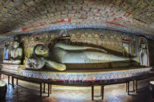 Sri Lanka, Dambulla (Unesco Site), Maharaja Viharaya Cave Temple