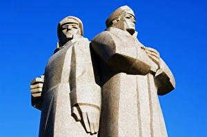 Images Dated 10th September 2006: Statue of the Latvian Red Riflemen - sculptor V