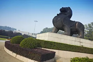 Statue of lion outside Zhongshan Men (Zhongshan Gate) of old city wall, Nanjing, Jiangsu Statue of lion outside Zhongshan Men (Zhongshan Gate) of old city wall, Nanjing, Jiangsu