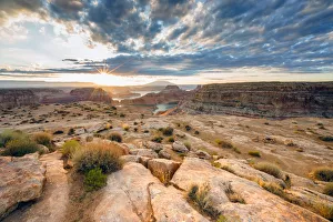 SunRecreation Area, Page, between Arizona and Utah, USArise at Alstrom Point, Lake Powell SunRecreation Area, Page, between Arizona and Utah, USArise at Alstrom Point, Lake Powell
