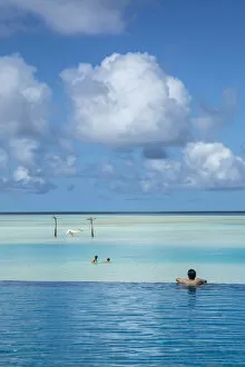 Male Gallery: Swimming pool on Anantara Dhigu resort, South Male Atoll, Maldives