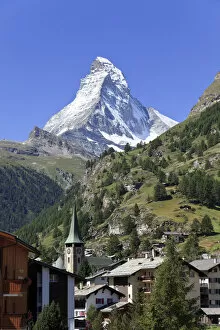 Images Dated 31st January 2011: Switzerland, Valais, Zermatt, Old Town