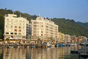 Taiwan, Kaohsiung, Gushan, Modern Riverside appartments near ferry terminal