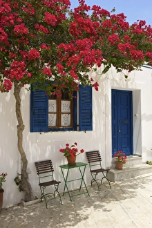 Tavern in Lefkes, Paros Island, Cyclades, Greece Tavern in Lefkes, Paros Island, Cyclades, Greece