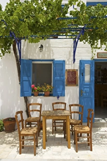 Tavern in Lefkes, Paros Island, Cyclades, Greece Tavern in Lefkes, Paros Island, Cyclades, Greece