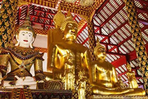 Images Dated 14th April 2014: Thailand, Chiang Mai, Wat Suan Dok, Buddha Statue in the Main Prayer Hall